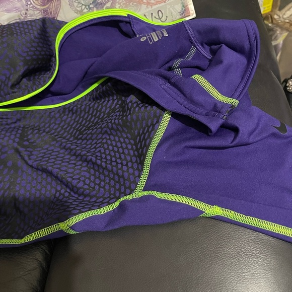 New, Nike Purple and Green Long Sleeve Athletic Top Jacket - Picture 6 of 11